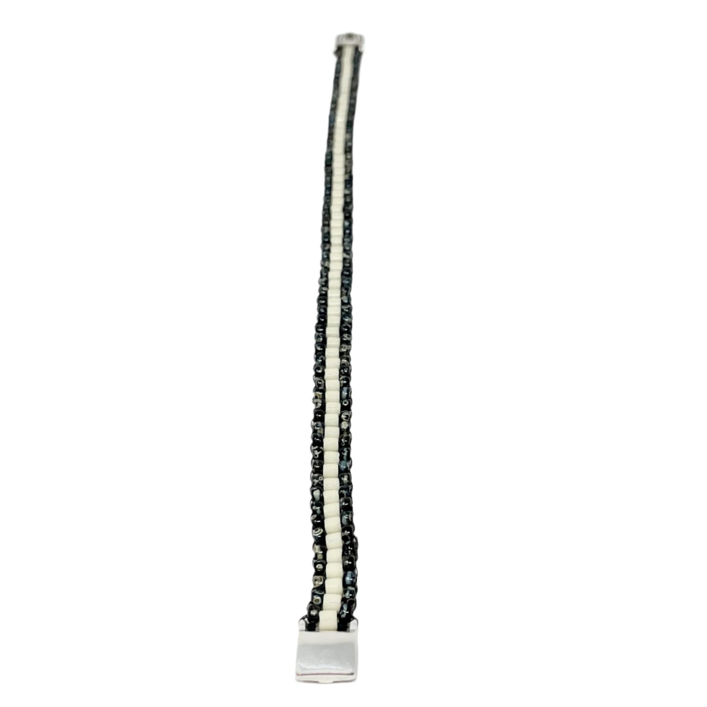 Unisex Beaded Bracelet - black and ivory
