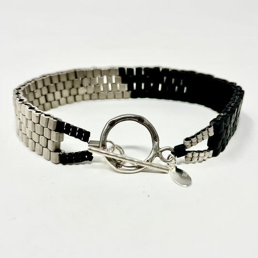 Cube Peyote Bracelet - silver & black