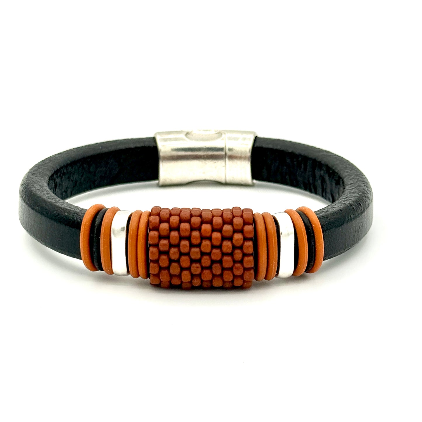 Regaliz, Super, Leather