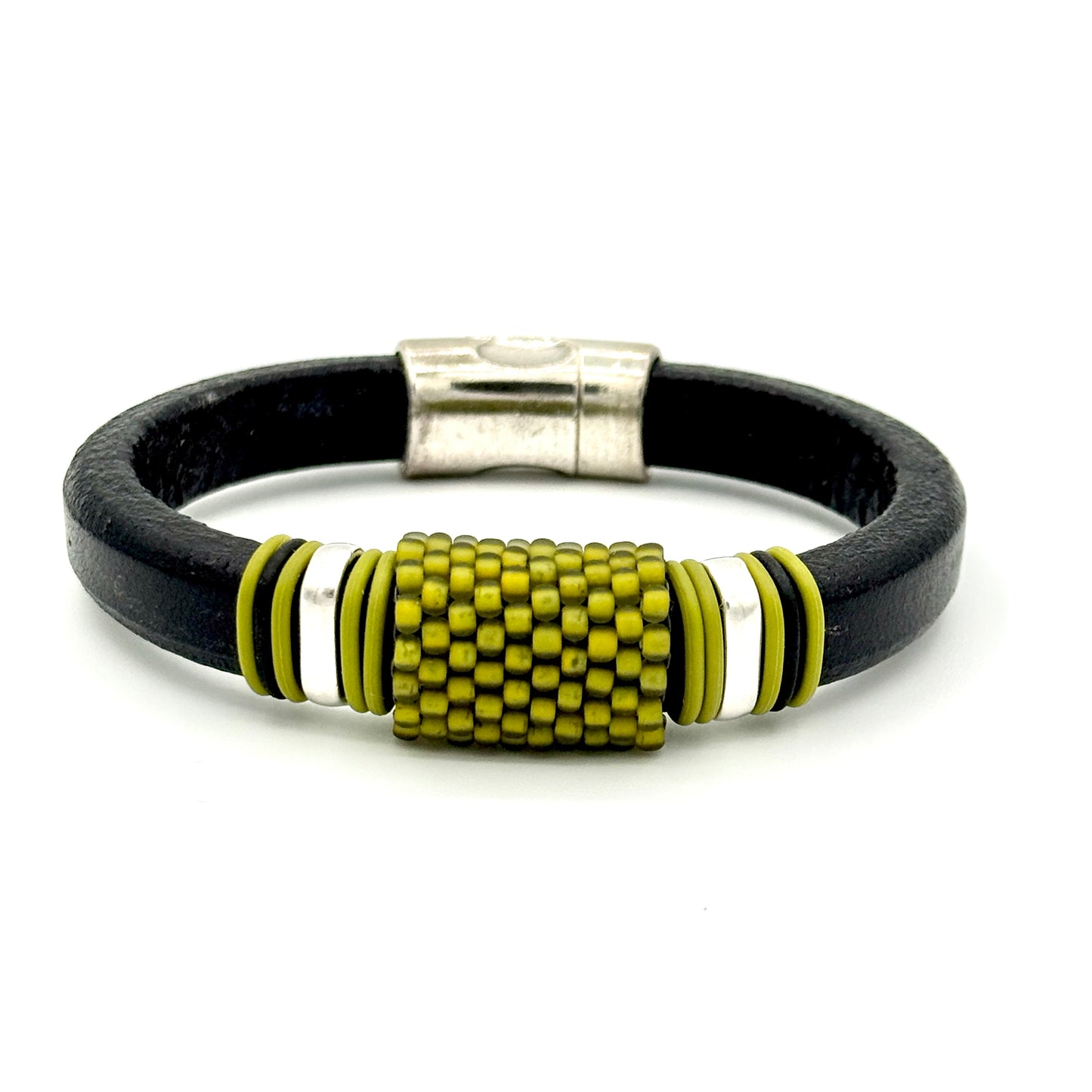 Regaliz, Super, Leather